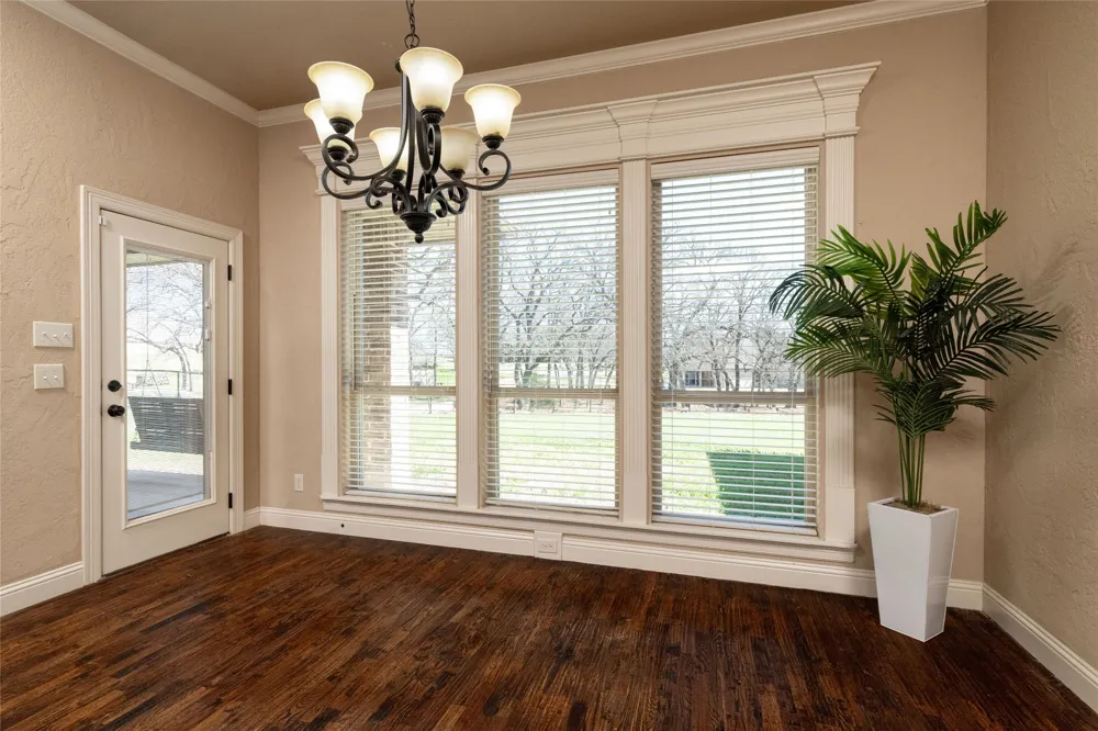 209 Ellis Creek Drive Weatherford, TX 76085