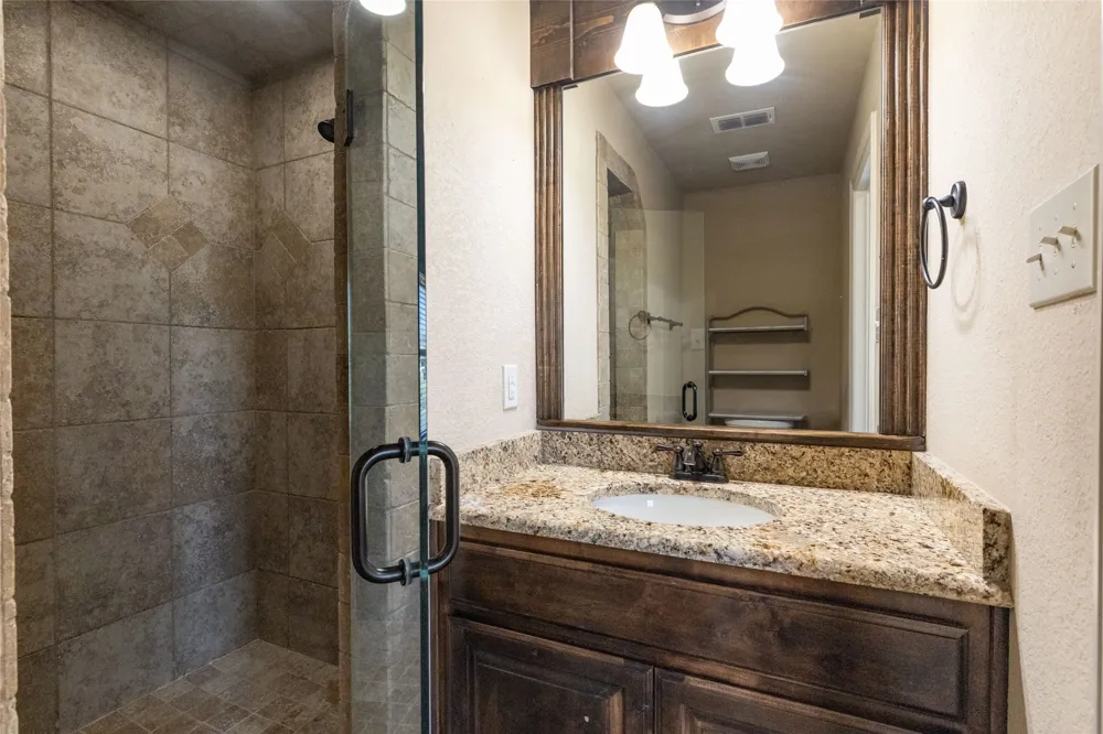 209 Ellis Creek Drive Weatherford, TX 76085