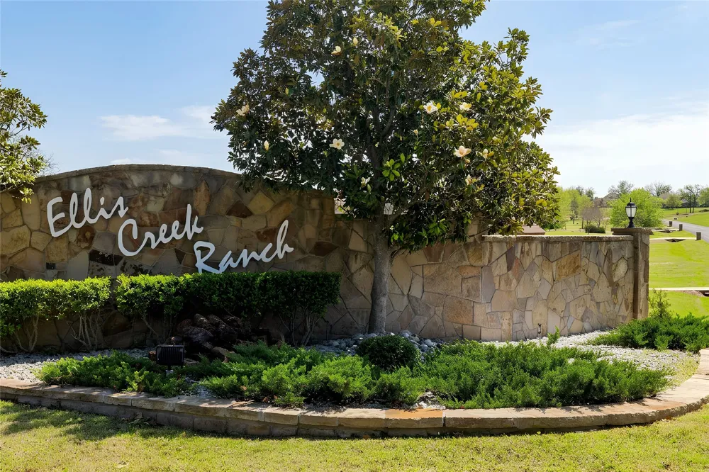 209 Ellis Creek Drive Weatherford, TX 76085