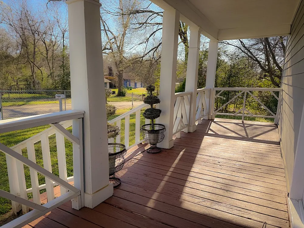 805 W Green Street Palestine, TX 75801