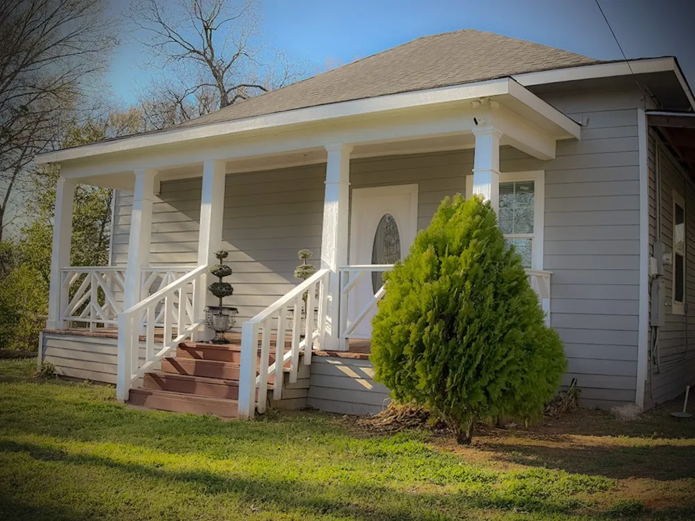 805 W Green Street Palestine, TX 75801