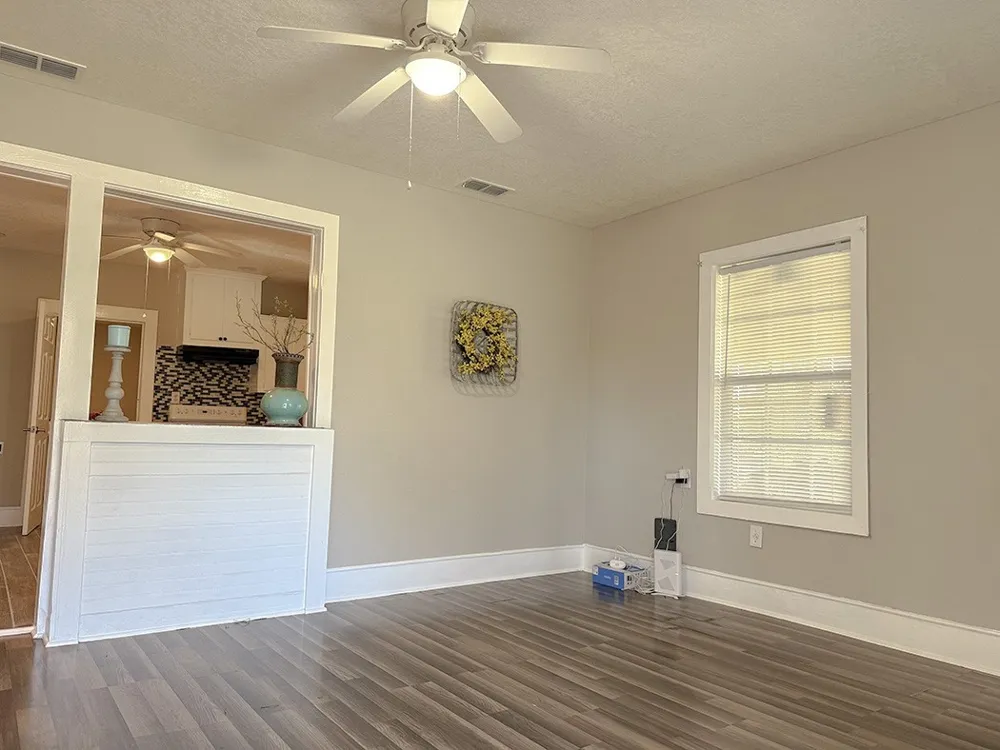 805 W Green Street Palestine, TX 75801