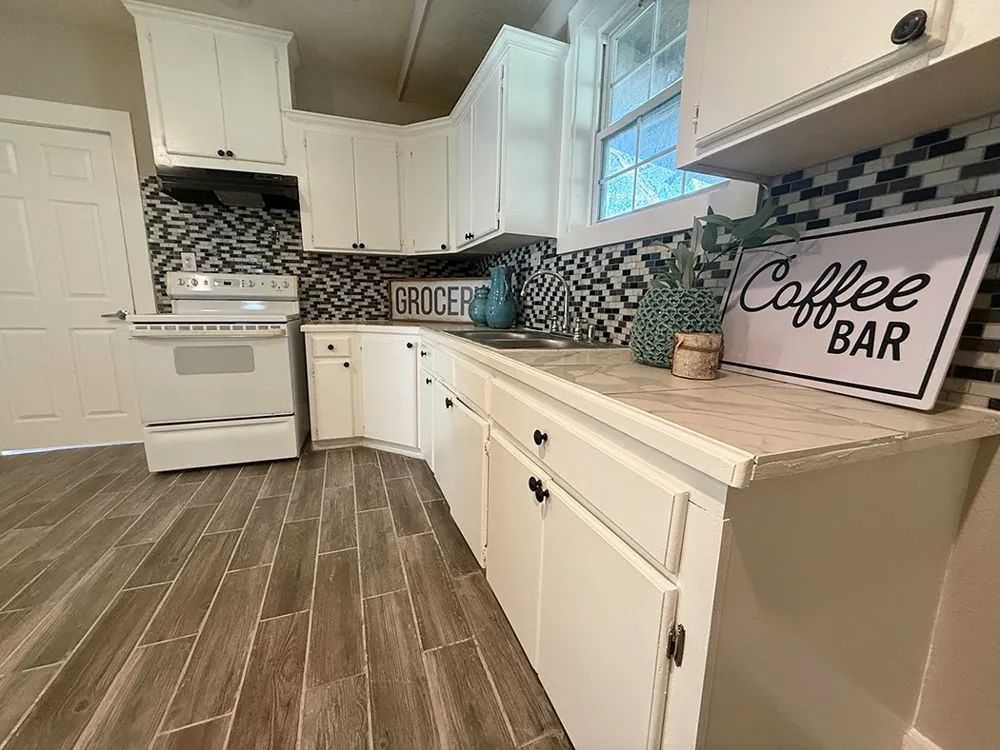 805 W Green Street Palestine, TX 75801