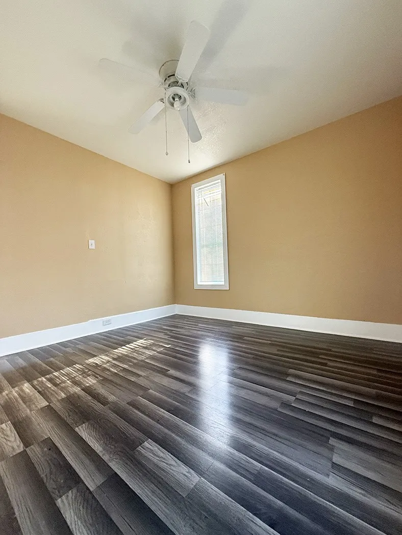 805 W Green Street Palestine, TX 75801