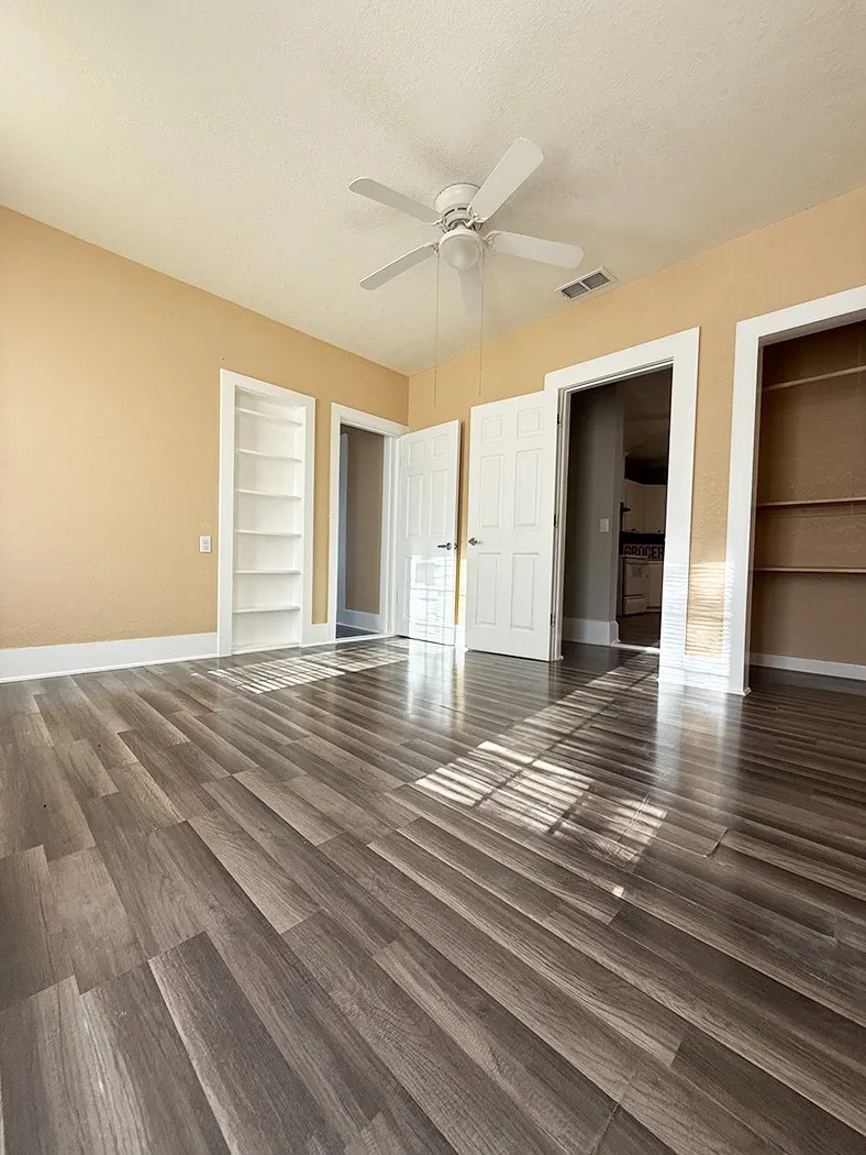 805 W Green Street Palestine, TX 75801