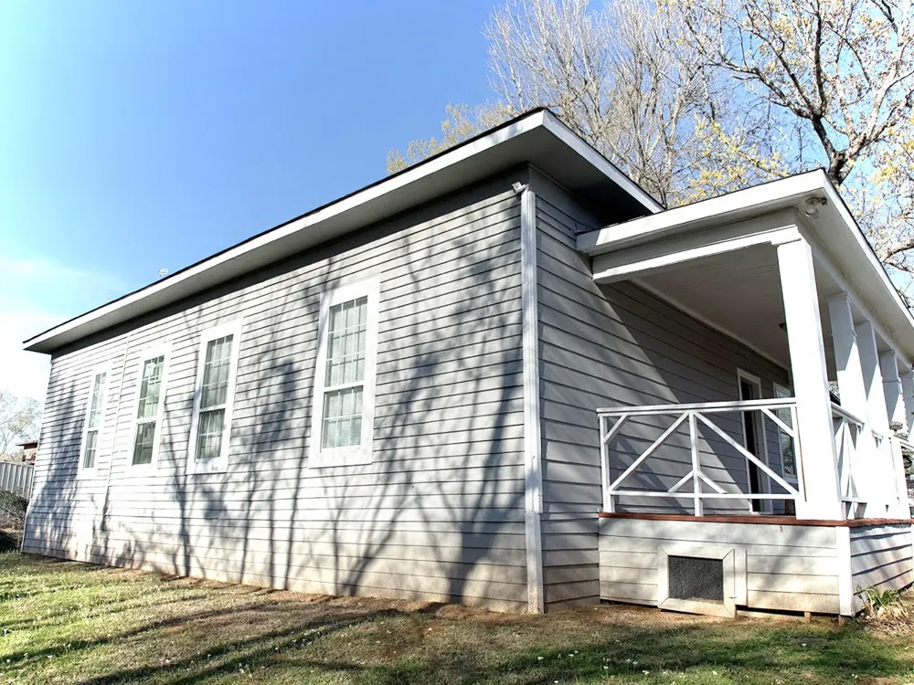 805 W Green Street Palestine, TX 75801