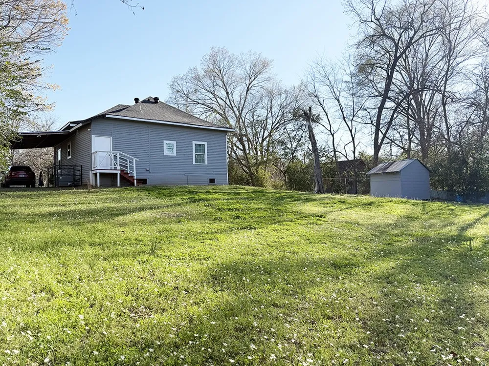 805 W Green Street Palestine, TX 75801