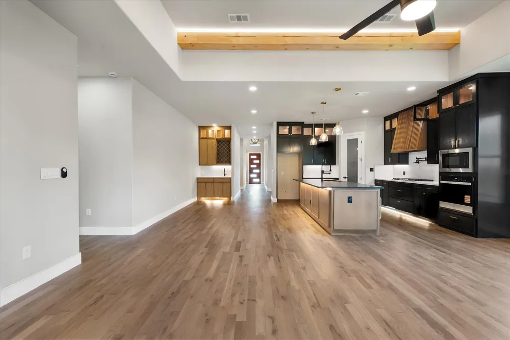 117 Yvonne Street Red Oak, TX 75154