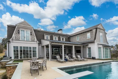 13220 Dodds Landing