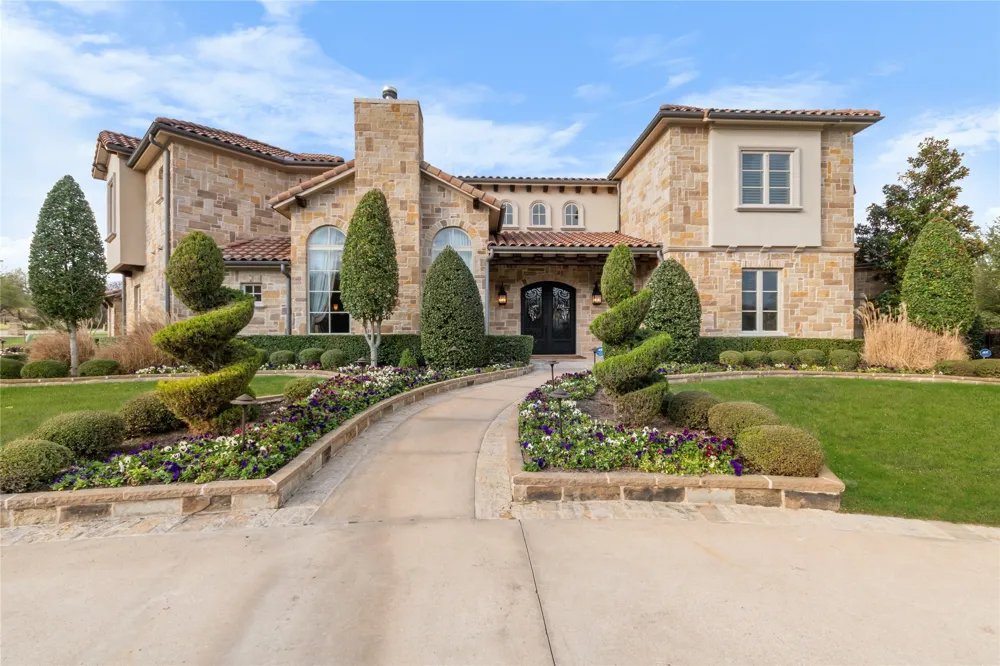 723 Bending Oak Trail Fairview, TX 75069