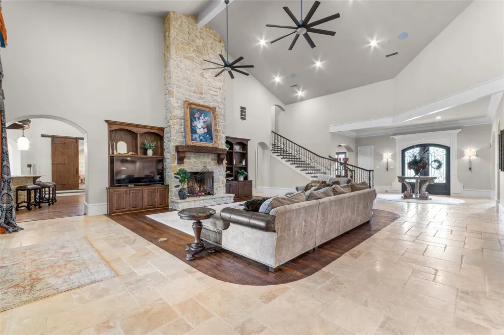 723 Bending Oak Trail Fairview, TX 75069