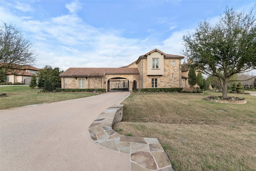 723 Bending Oak Trail Fairview, TX 75069