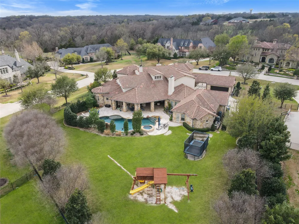 723 Bending Oak Trail Fairview, TX 75069