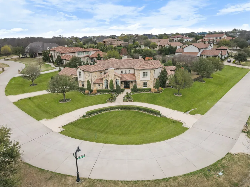 723 Bending Oak Trail Fairview, TX 75069
