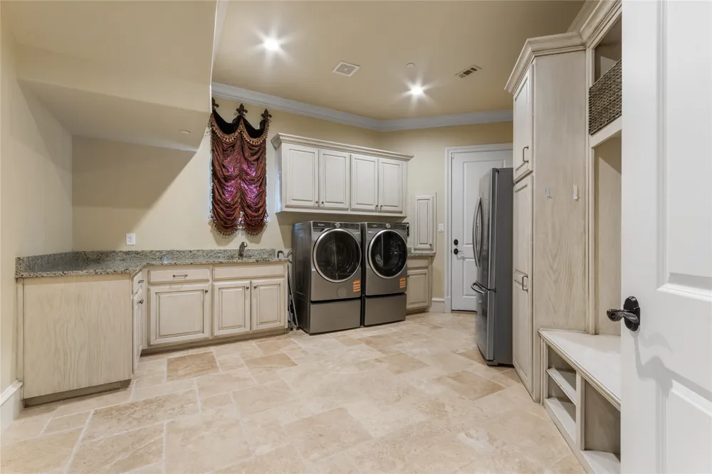 723 Bending Oak Trail Fairview, TX 75069