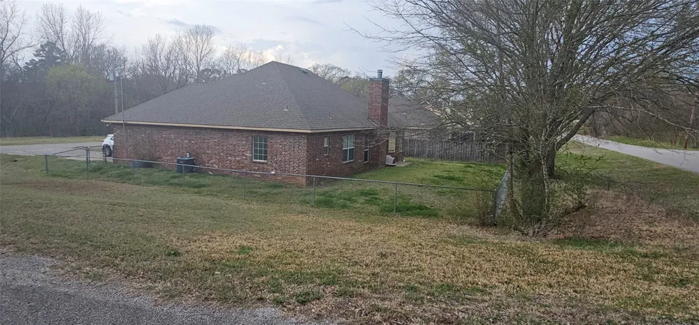 400 Bent Creek Dr Grand Saline, TX 75140