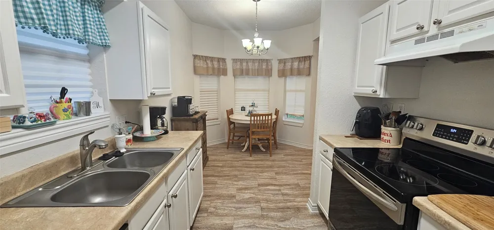 400 Bent Creek Dr Grand Saline, TX 75140