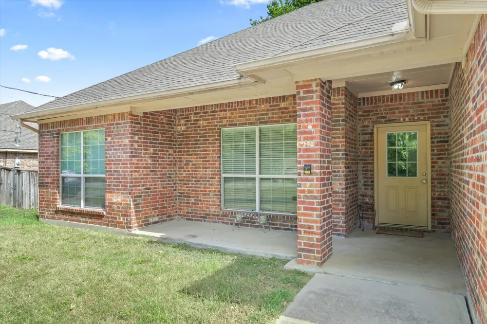 400 Bent Creek Dr Grand Saline, TX 75140