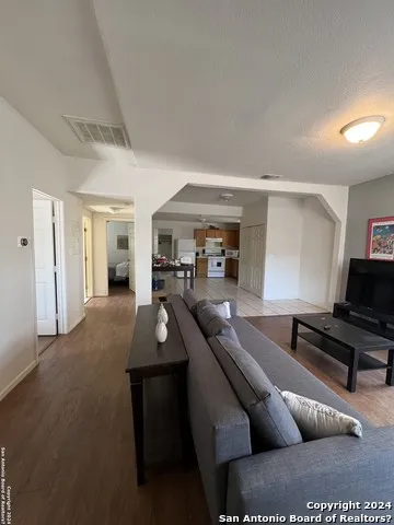 1023 cherry San Antonio, TX 78202