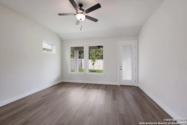 7110 Avignon Forest San Antonio, TX 78256