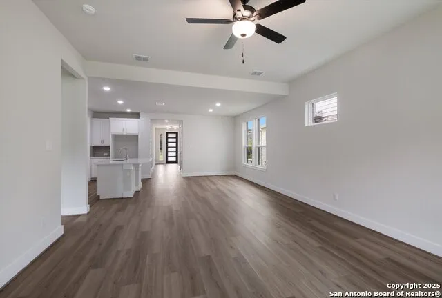 7110 Avignon Forest San Antonio, TX 78256
