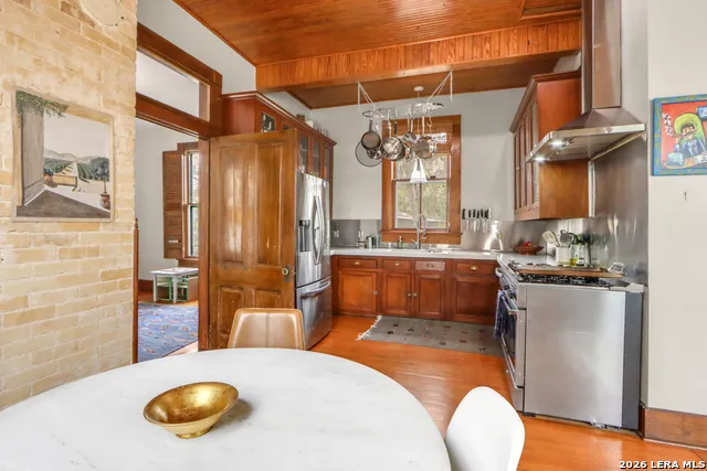 123 cedar San Antonio, TX 78210