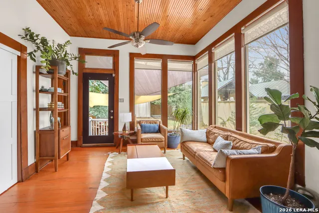 123 cedar San Antonio, TX 78210