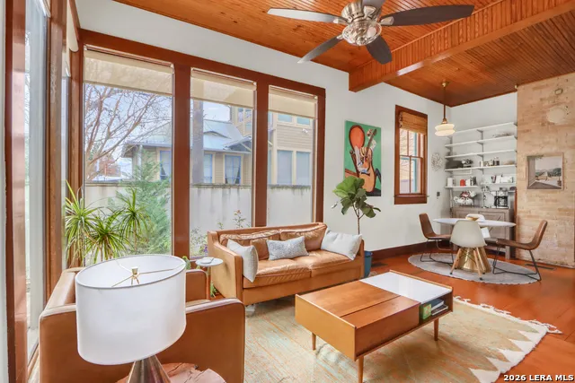 123 cedar San Antonio, TX 78210