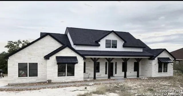 731 Salt Grass Trail Bandera, TX 78003