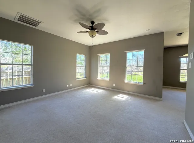 10565 Briggs Atascosa, TX 78002