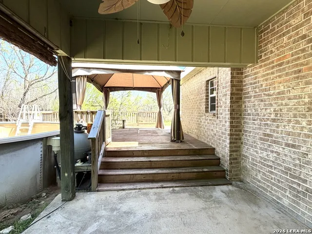 10565 Briggs Atascosa, TX 78002