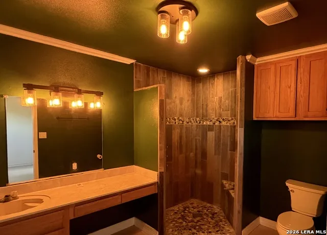 10565 Briggs Atascosa, TX 78002
