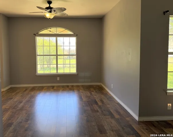 10565 Briggs Atascosa, TX 78002