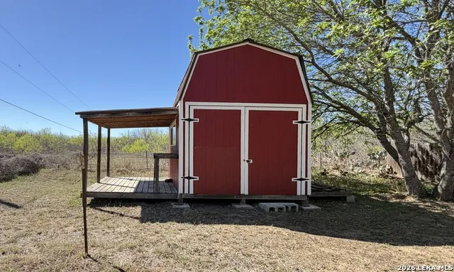 10565 Briggs Atascosa, TX 78002