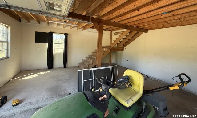 10565 Briggs Atascosa, TX 78002