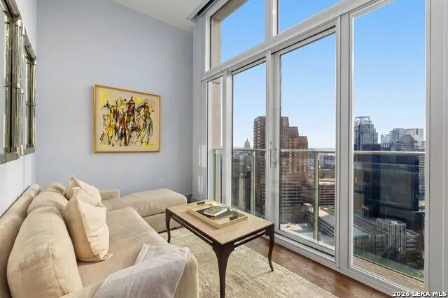 123 Lexington #1803 San Antonio, TX 78205
