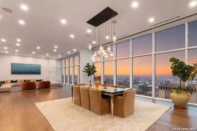 123 Lexington #1803 San Antonio, TX 78205