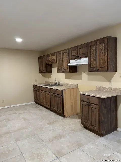 501 E Bowie Beeville, TX 78102