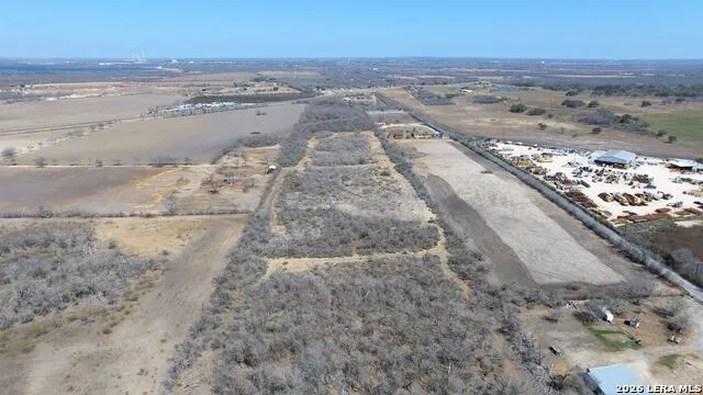 44± AC S Loop 1604 E Elmendorf, TX 78112