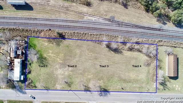 1617 First St. Pleasanton, TX 78064