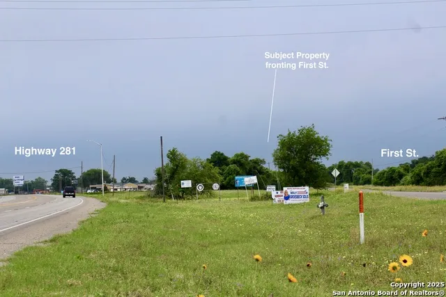 1617 First St. Pleasanton, TX 78064