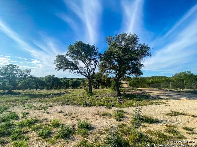 153 Galvin Woods Rd Kerrville, TX 78028