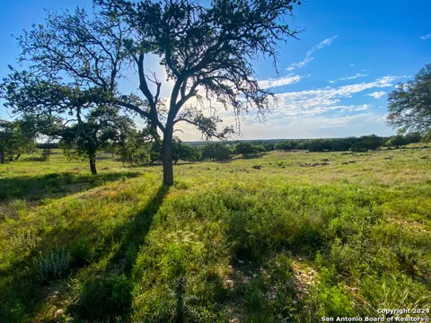 140 cattlemans crossing