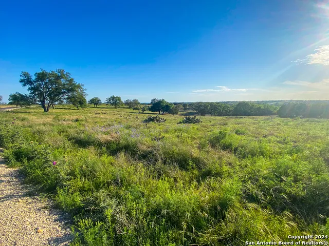 140 cattlemans crossing Kerrville, TX 78028