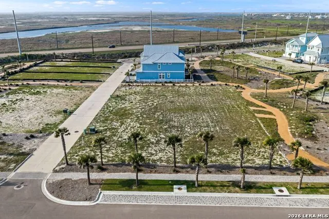 426 Horse Tail Port Aransas, TX 78373