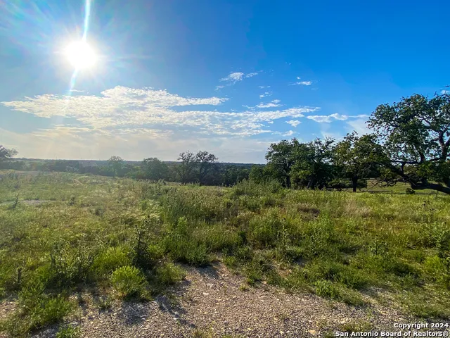 139 cattlemans crossing Kerrville, TX 78028
