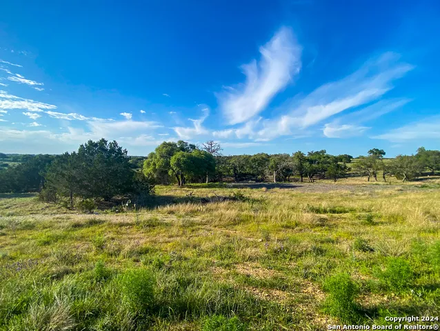 139 cattlemans crossing Kerrville, TX 78028