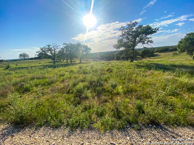139 cattlemans crossing Kerrville, TX 78028