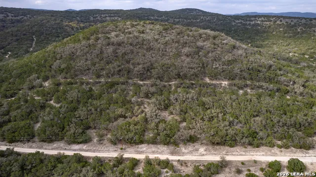 430 Frio Canyon Concan, TX 78838