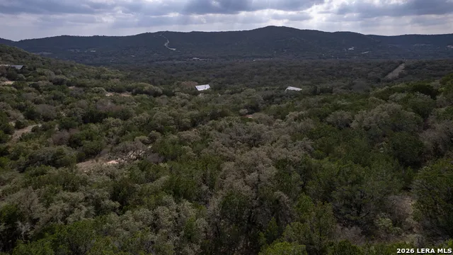 430 Frio Canyon Concan, TX 78838